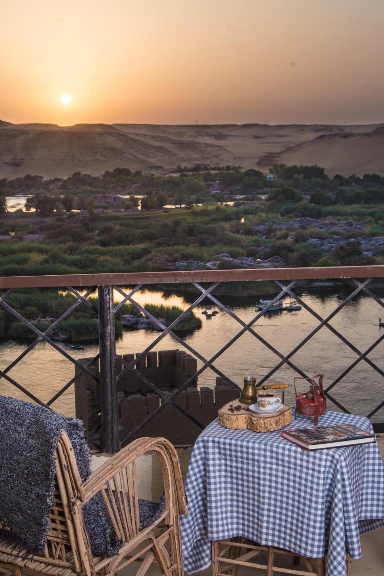 Aswan Nile Palace Eksteriør bilde