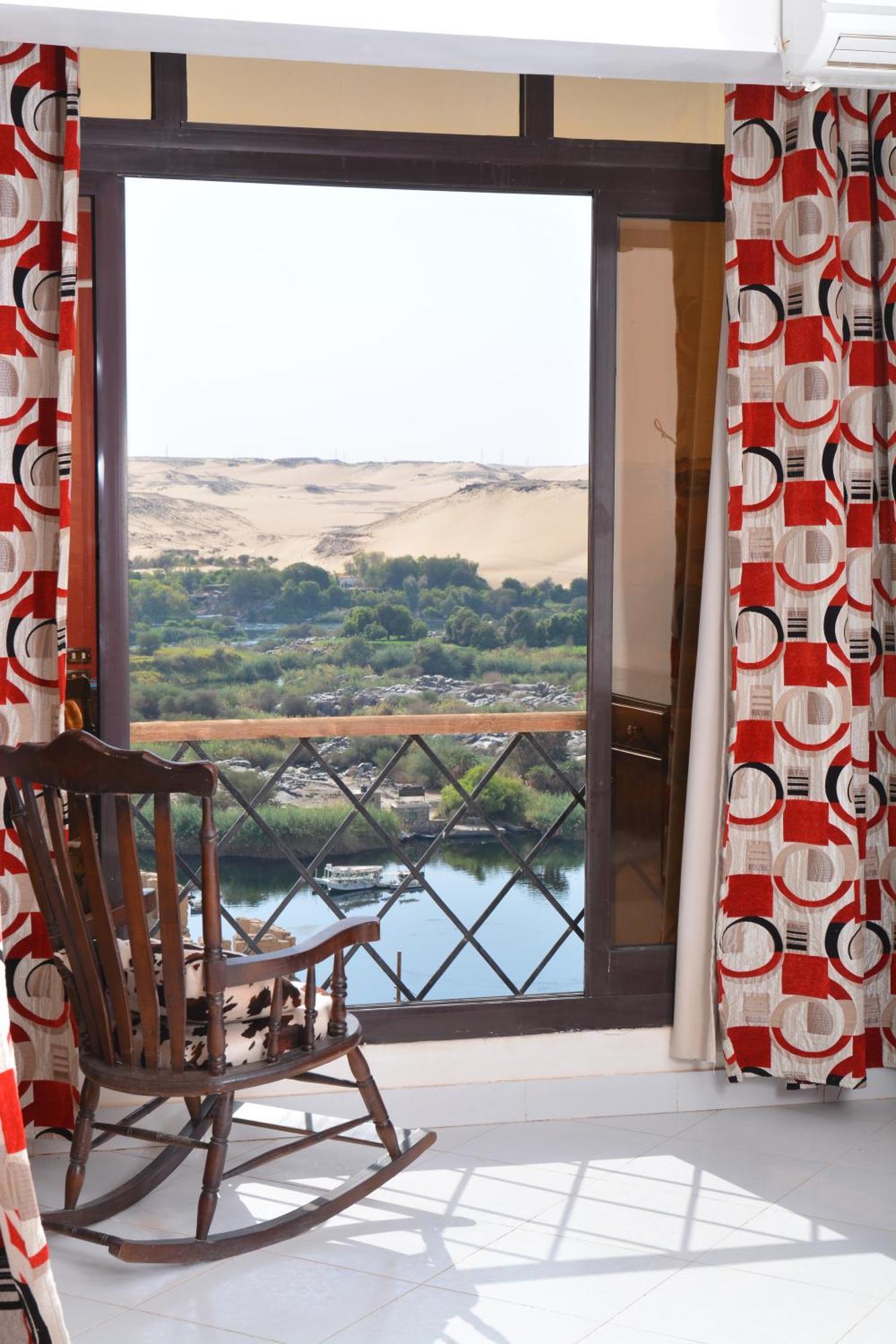 Aswan Nile Palace Eksteriør bilde